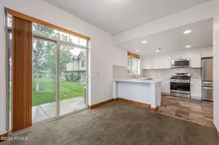 6078 N Fox Pointe Cir, Park City, UT 84098 - Photo 10