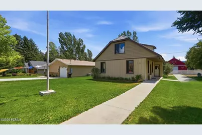 506 E Main Street, Midway, UT 84049 - Photo 2