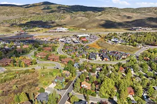 8109 Meadowview Dr, Park City, UT 84098 - Photo 36