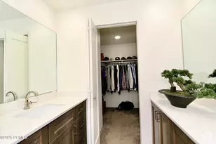 262 N Almond St, Salt Lake City, UT 84103 - Photo 20