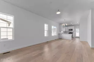 813 Pinyon Crest Rd, Coalville, UT 84017 - Photo 2