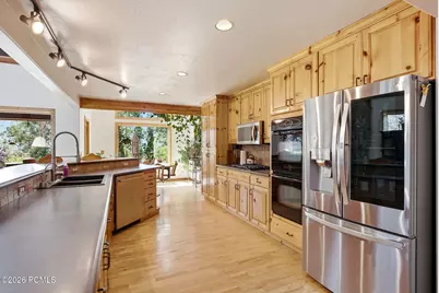 8880 N Meadowview Road, Park City, UT 84098 - Photo 14