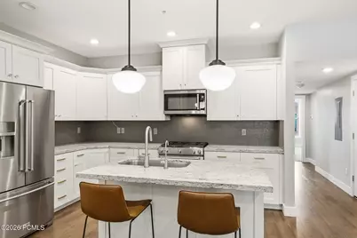 2340 E Phylden Drive #202, Holladay, UT 84117 - Photo 6