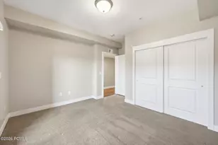2340 E Phylden Dr, Holladay, UT 84117 - Photo 10