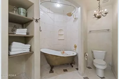 2238 E Cottonwood Cove Lane, Cottonwood Heights, UT 84121 - Photo 62