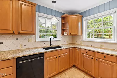 715 Powell Drive, Raleigh, NC 27606 - Photo 18