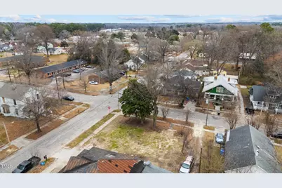 310 Maplewood Avenue NE, Wilson, NC 27893 - Photo 2