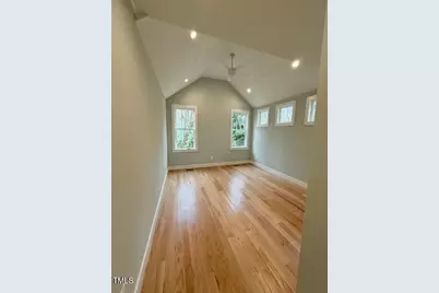 563 N Nash Street, Hillsborough, NC 27278 - Photo 10