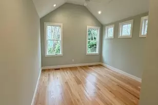 563 N Nash St, Hillsborough, NC 27278 - Photo 10