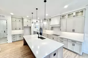 8012 Penny Rd, Raleigh, NC 27606 - Photo 20