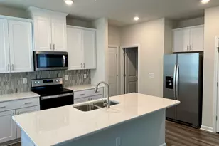 912 Field Ivy Dr, Fuquay Varina, NC 27526 - Photo 6