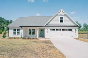 123 Maple Dr, Erwin, NC 28339 - Photo 1