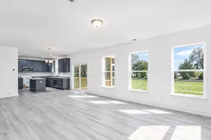 102 Bittersweet Trl, Benson, NC 27504 - Photo 6