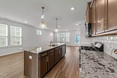 226 Blue Iris Parkway, Clayton, NC 27520 - Photo 10