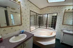 365 Scronce Rd, Harrells, NC 28444 - Photo 2