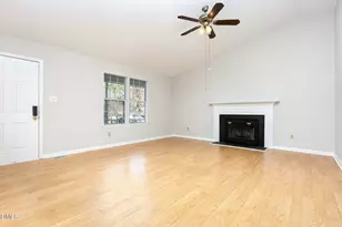 2108 Carthage Cir, Raleigh, NC 27604 - Photo 6