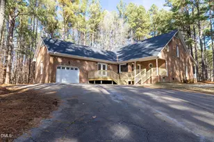 892 Franklin Ln, Henderson, NC 27537 - Photo 6