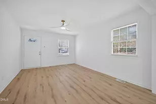 804 Plentywood Ct, Raleigh, NC 27615 - Photo 6