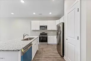 309-311 Rocky St, Rocky Mount, NC 27803 - Photo 8