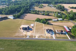 3250 Oakridge River Rd, Fuquay Varina, NC 27526 - Photo 2
