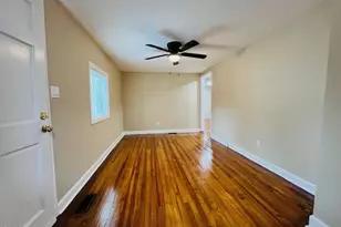 422 Conover St, Fuquay Varina, NC 27526 - Photo 2