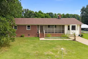 1105 Fontaine Rd, Roxboro, NC 27574 - Photo 4