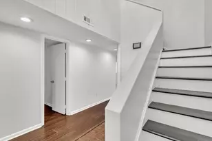 717 E Millbrook Rd, Raleigh, NC 27609 - Photo 4