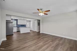 720 S Wakefield St, Zebulon, NC 27597 - Photo 4