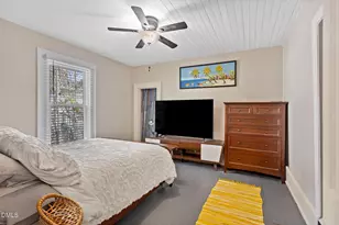 310 N 6th St, Smithfield, NC 27577 - Photo 16