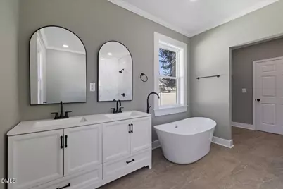 221 Charlotte Avenue, Sanford, NC 27330 - Photo 14