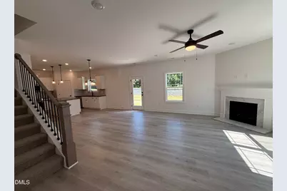530 Middleton Court, Sanford, NC 27330 - Photo 8