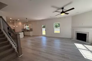 530 Middleton Ct, Sanford, NC 27330 - Photo 8