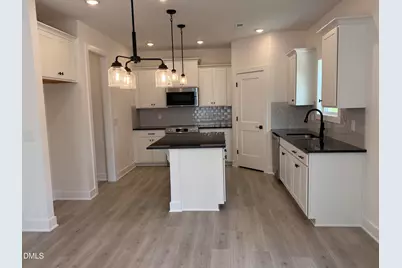 530 Middleton Court, Sanford, NC 27330 - Photo 6