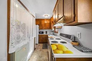 900 Cricket Knoll Rd, Fuquay Varina, NC 27526 - Photo 8