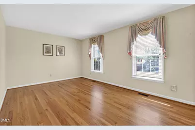 417 Crescent Court, Raleigh, NC 27609 - Photo 8