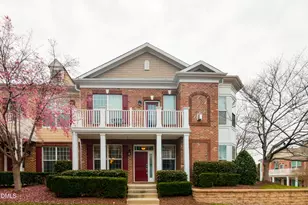 9221 Calabria Dr, Raleigh, NC 27617 - Photo 2