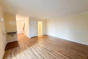 320 Summerwalk Cir, Chapel Hill, NC 27517 - Photo 8