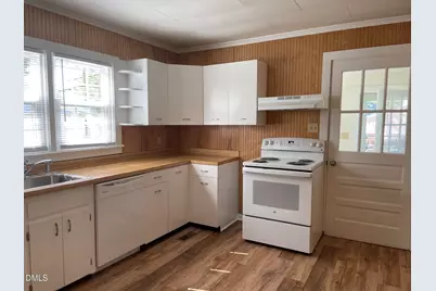 140 S Dunn Street, Angier, NC 27501 - Photo 8