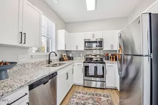 100 Village Crossing Dr, Chapel Hill, NC 27517 - Photo 12