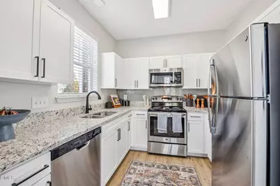 100 Village Crossing Drive #2br, Chapel Hill, NC 27517 - Photo 14