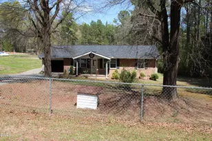 822 Clayton Rd, Durham, NC 27703 - Photo 2