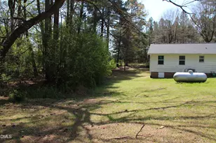 822 Clayton Rd, Durham, NC 27703 - Photo 6