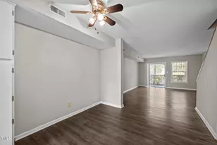 128 Schultz St, Chapel Hill, NC 27514 - Photo 4