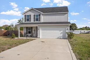 107 Alderman Ct, Dunn, NC 28334 - Photo 2