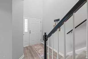 203 Oak Hollow Ct, Raleigh, NC 27613 - Photo 2