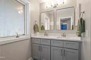 996 Cleland Dr, Chapel Hill, NC 27517 - Photo 32