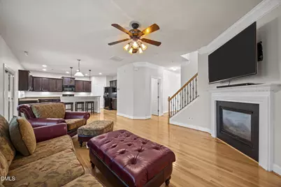 908 Pirouette Court, Raleigh, NC 27606 - Photo 2