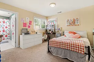 911 N Columbia St, Chapel Hill, NC 27516 - Photo 16