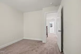 900 SW Maynard Rd, Cary, NC 27511 - Photo 24