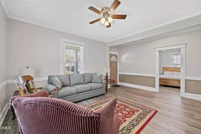 403 W E Street, Erwin, NC 28334 - Photo 8